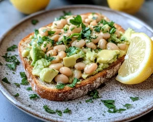 Lunch Ideas: Smashed White Bean and Avocado Toast With Lemon in 10 Minutes